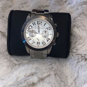 Beautiful unisex Michael Kors Silver and Rose Gold watch